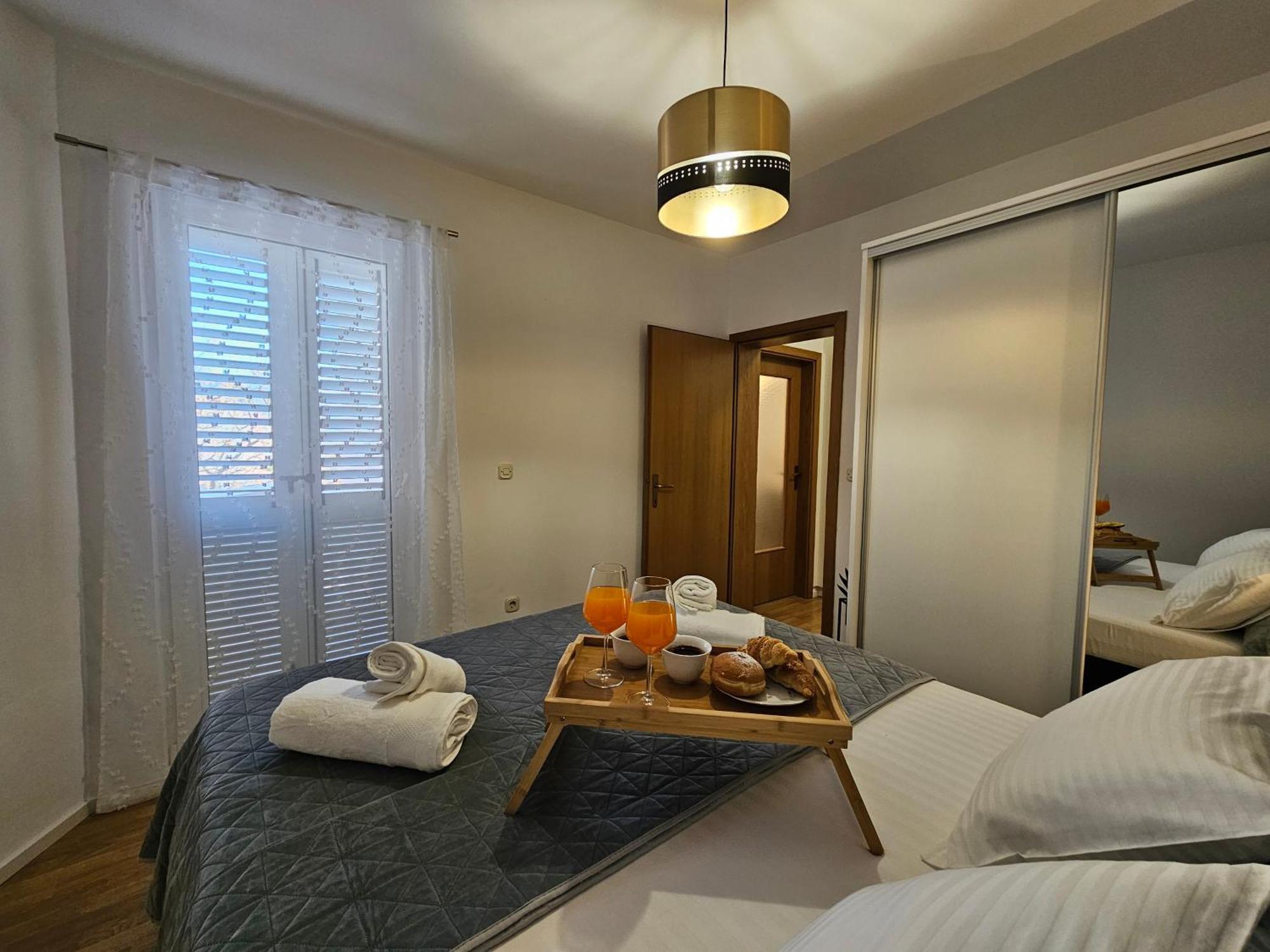 Marevic Apartment *